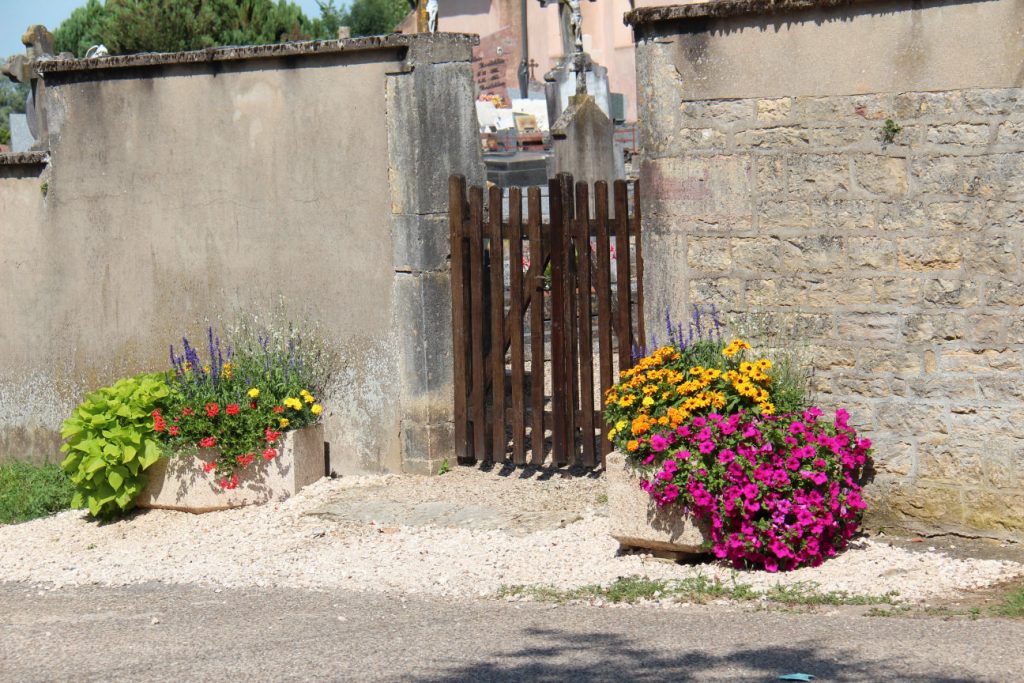 Entrée cimetière rue de l'abreuvoir