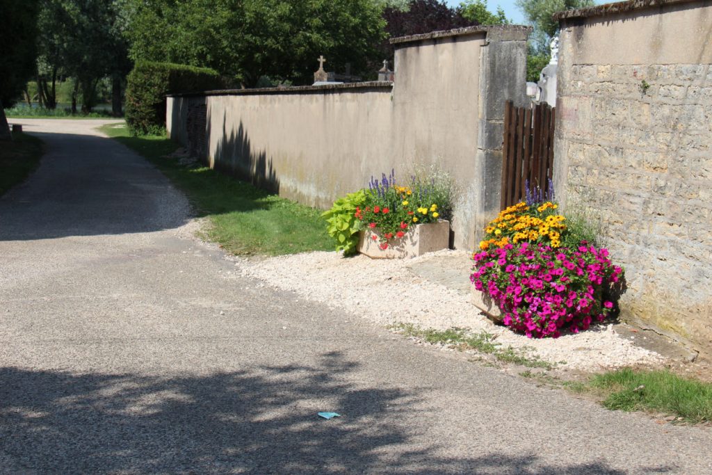 Entrée cimetière rue de l'abreuvoir